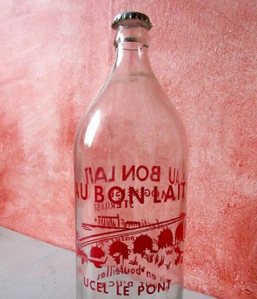 1        Bouteille de lait cévenol ancienne "Au bon lait"
