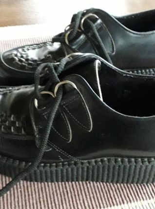 Creepers Underground. 