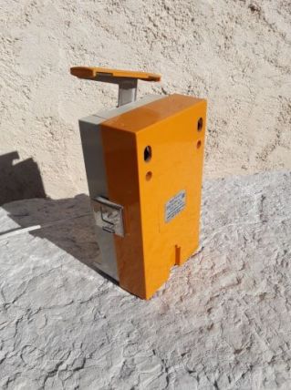 Ouvre boite vintage 