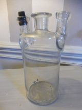 Verre flacon chimie ancien 1950
