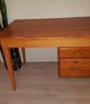 BUREAU VINTAGE DESIGN SCANDINAVE Bureau en bois vintage très