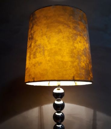 lampe velour et pied boules chrome typiq