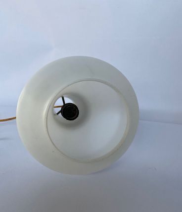 Suspension opaline