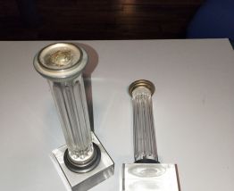 Paire de bougeoirs plexi années 80