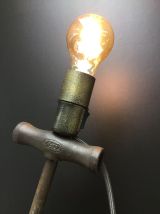 Lampe coupe tube 