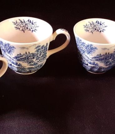 4 tasses style anglais