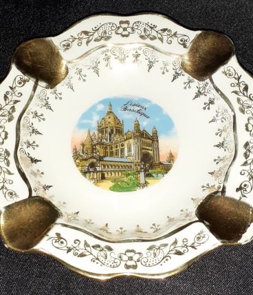 Cendrier en porcelaine de Limoges