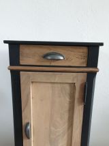 Petit meuble d'appoint ou chevet