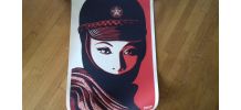 Mujer Fatale - Shepard Fairey