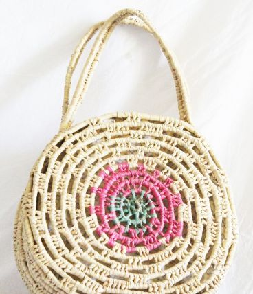 Panier en osier avec anse