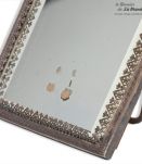 Ancien petit miroir de table biseauté, cadre deco lambrequin