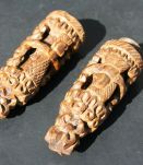 Porte-aiguilles en bois sculpté, Long. 12 cm