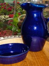 Pichet/carafe + 4 raviers émaillés bleu klein