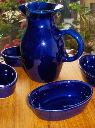 Pichet/carafe + 4 raviers émaillés bleu klein