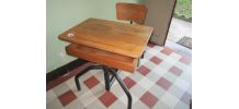 Bureau écolier ancien