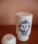 Série de 3 pots d'apothicaire en opaline