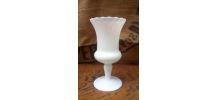 Joli vase en opaline 