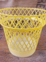 2 caches pots vintage en plastique
