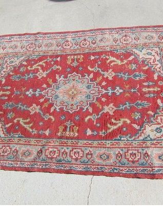 Tapis berbère, en laine et coton, 133 x 207 , 1960s 