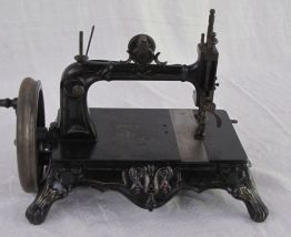 Machine à coudre 