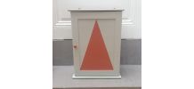armoire à pharmacie triangle