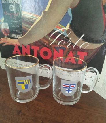 2 verres Mobil vintage.