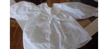 2 blouses nouveau né