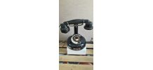 Téléphone en bakélite