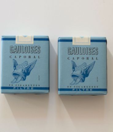 GAULOISES FILTRE CAPORAL TROUPE CIGARETTES - L3