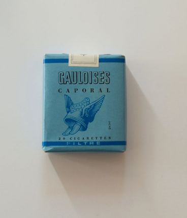 GAULOISES CAPORAL TROUPE CIGARETTES VERSION FILTRE - L4