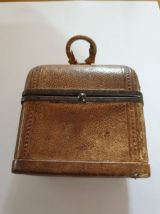 Ancien Ecrin en Cuir  nécessaire de Couture de voyage XIX ém