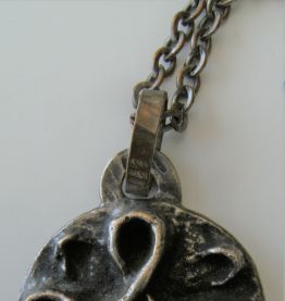 Collier pendentif Bronze Yvonne Tindas artisanale bijoux 