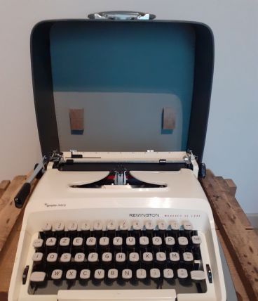 Machine à écrire Remington Monarch de Luxe