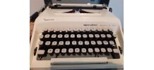 Machine à écrire Remington Monarch de Luxe