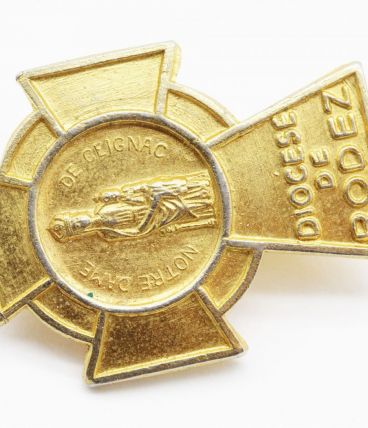 Broche religieuse vintage