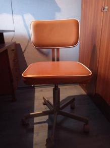 Chaise de bureau vintage