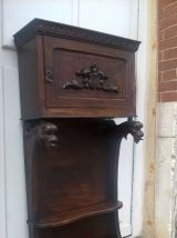 Meuble étagère sculpté