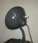 lampe vintage a partir d un ancien chauffage création unique