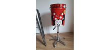 Lampe vintage a partir d'un seau chupa chups 