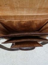 70s sac rigide bandoulière crocodile cuir vernis