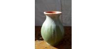 Joli vase en céramique peinte signé JEB