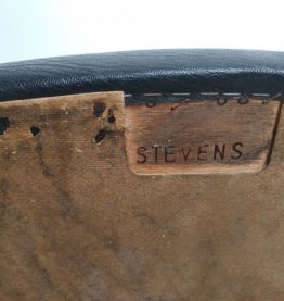 Chaise Stevens Scandinave 