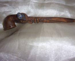 Pipe en bois sculpté 