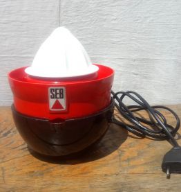 Presse agrumes électrique SEB 