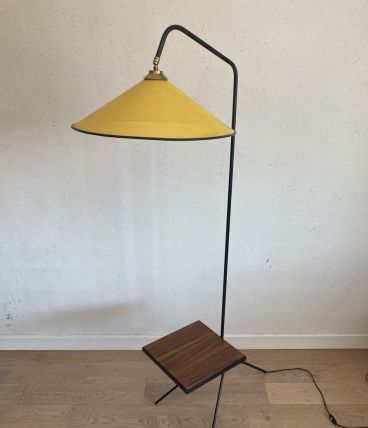  Lampadaire tripode tablette abat-jour tôle perforée vintage