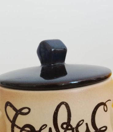 Pot à tabac