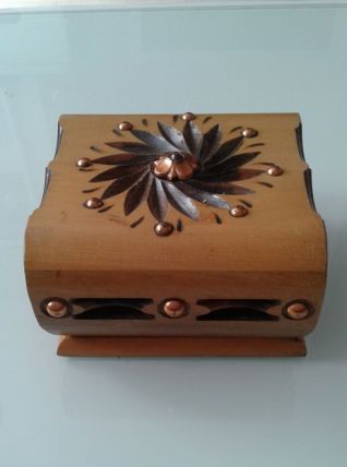 Boite à cigarettes.