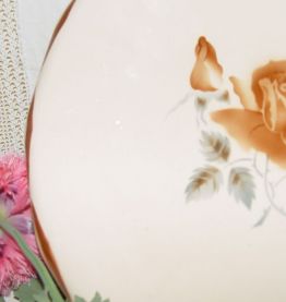 grand légumier coupe vintage au motif de rose