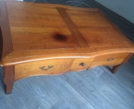 Table basse en bois massif 