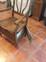 Chaise ancienne en bois noble